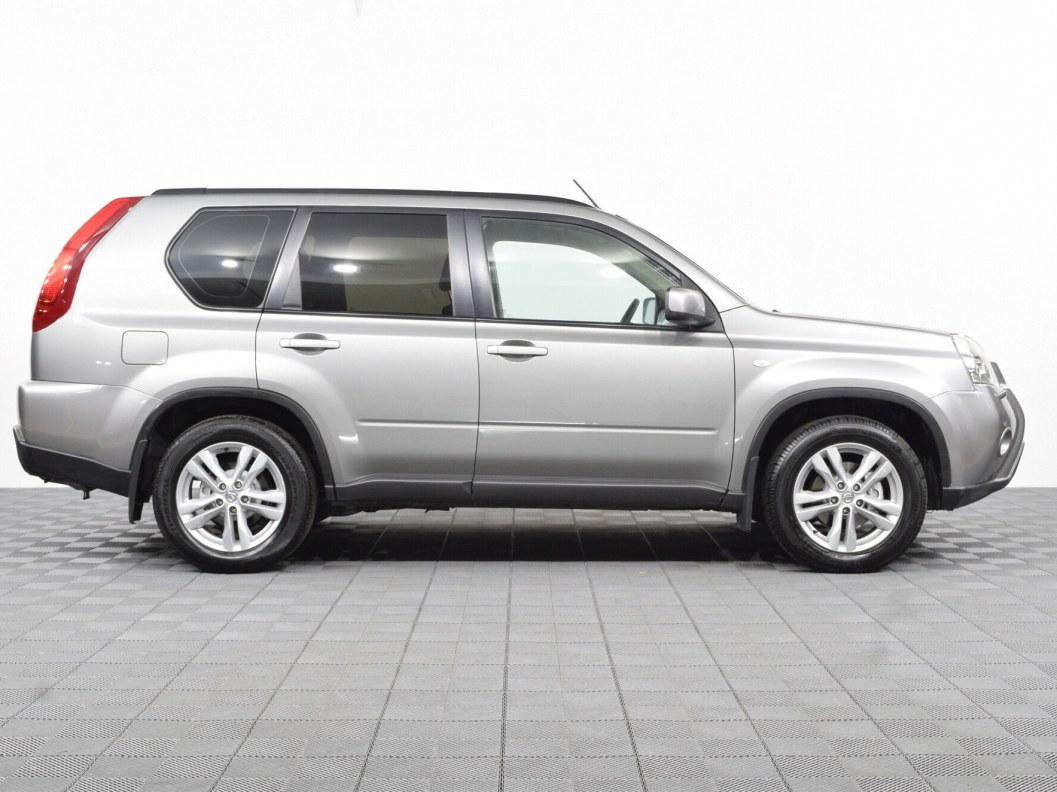 Nissan X-Trail 2.5 CVT фото 4