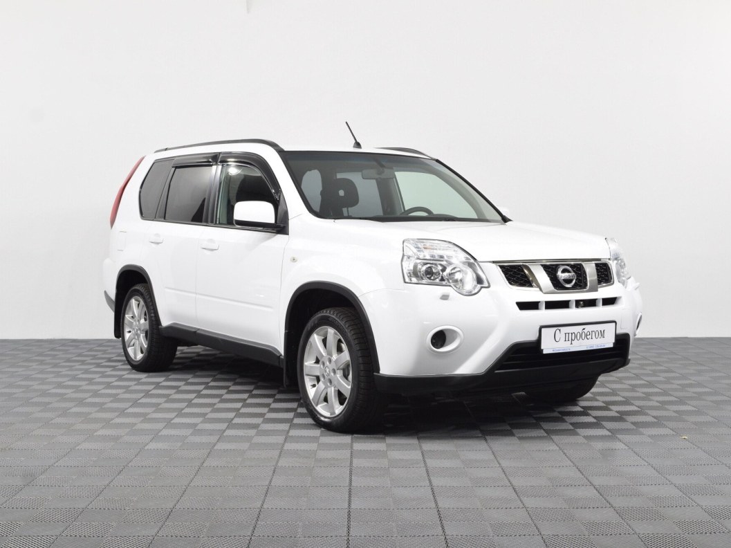 Nissan X-Trail 2.0 CVT фото 1