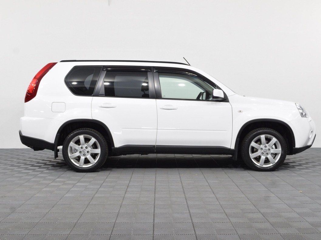 Nissan X-Trail 2.0 CVT фото 4
