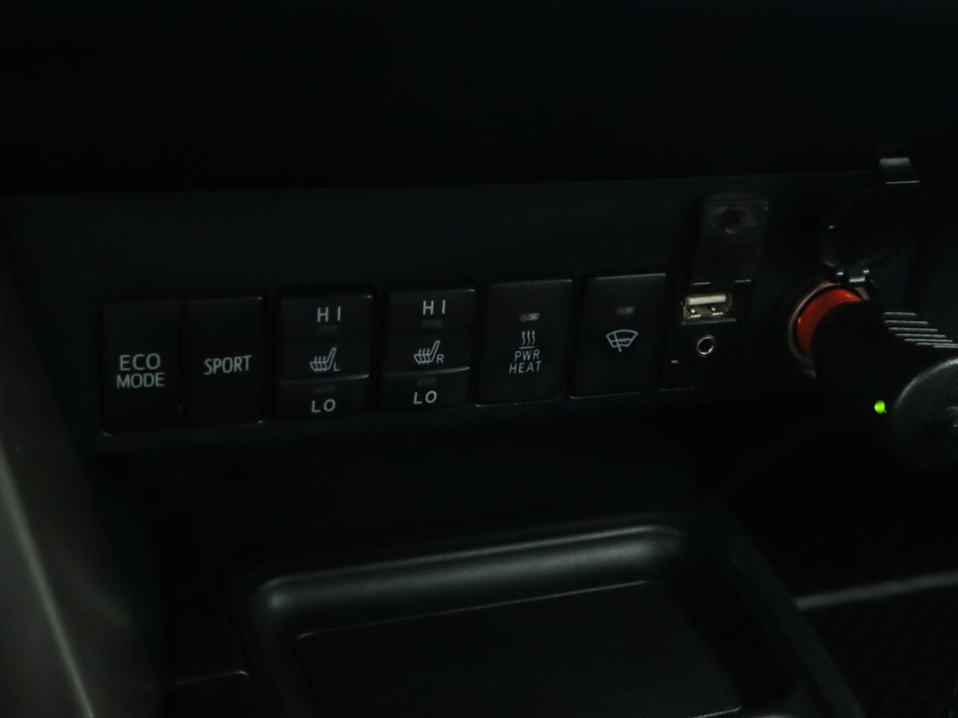 Toyota RAV4 Стандарт 2.0 CVT фото 12