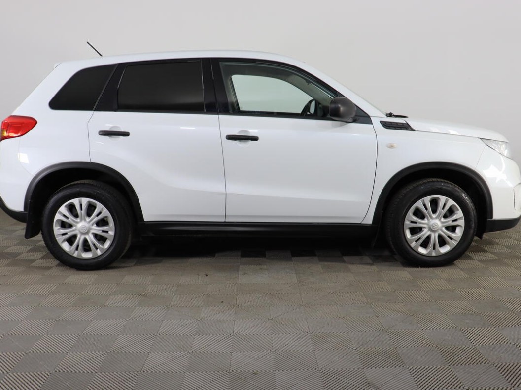 Suzuki Vitara GL 1.6 МКПП фото 4