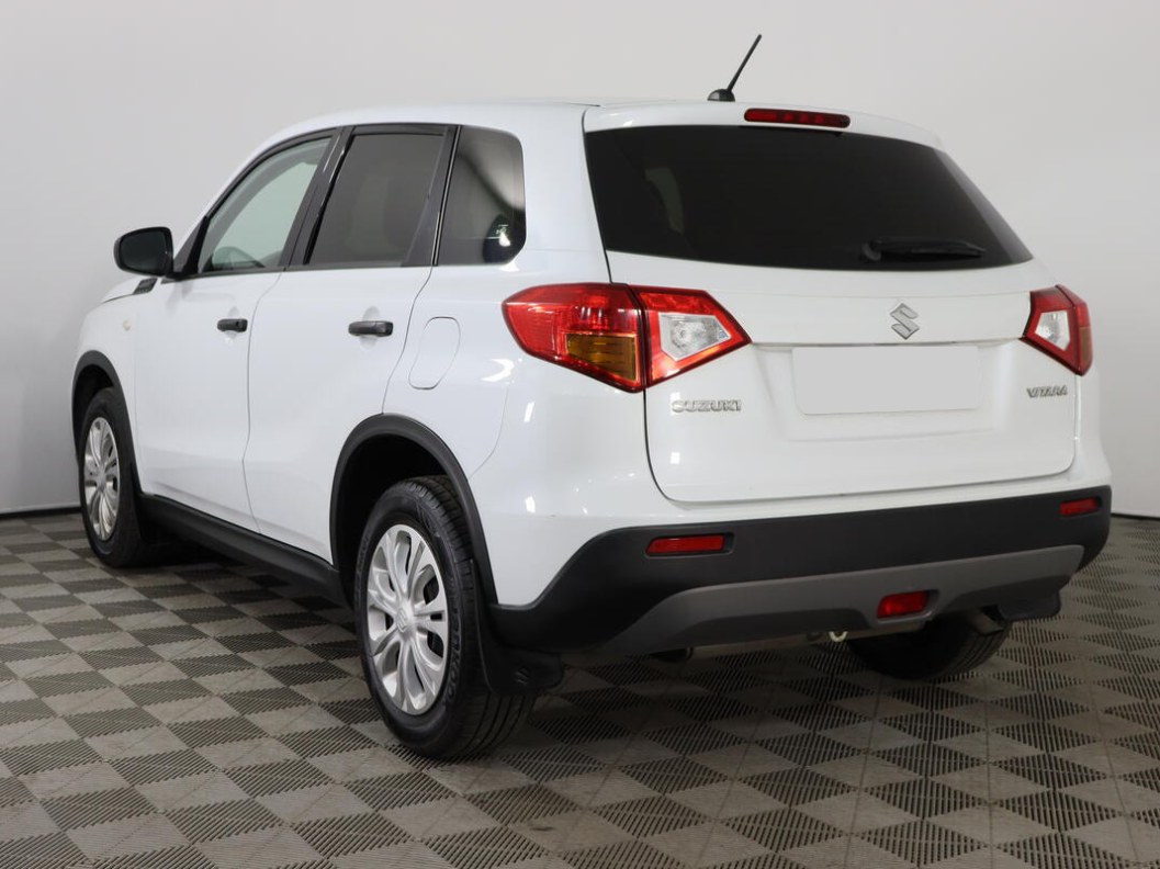 Suzuki Vitara GL 1.6 МКПП фото 8