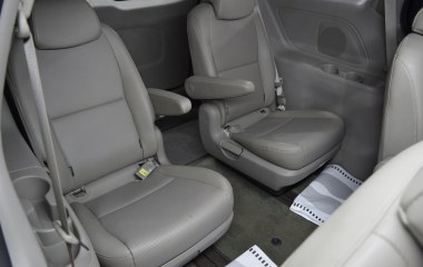 Kia Carnival 2.2 АКПП превью 13