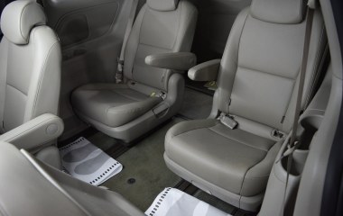 Kia Carnival 2.2 АКПП превью 14