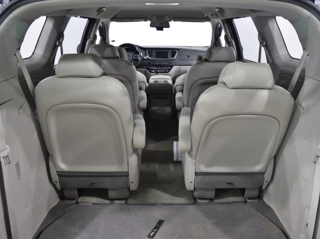 Kia Carnival 2.2 АКПП фото 15