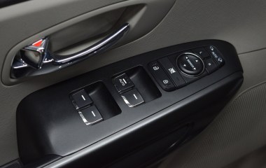 Kia Carnival 2.2 АКПП превью 18