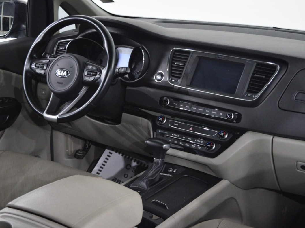 Kia Carnival 2.2 АКПП фото 21