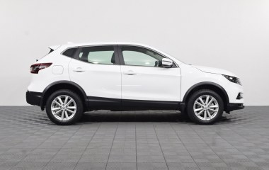 Nissan Qashqai SE 2.0  превью 4