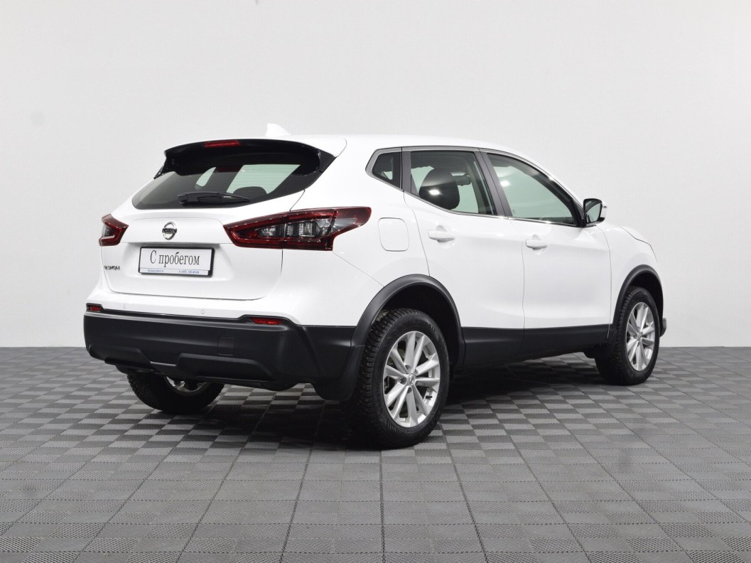 Nissan Qashqai SE 2.0  фото 6