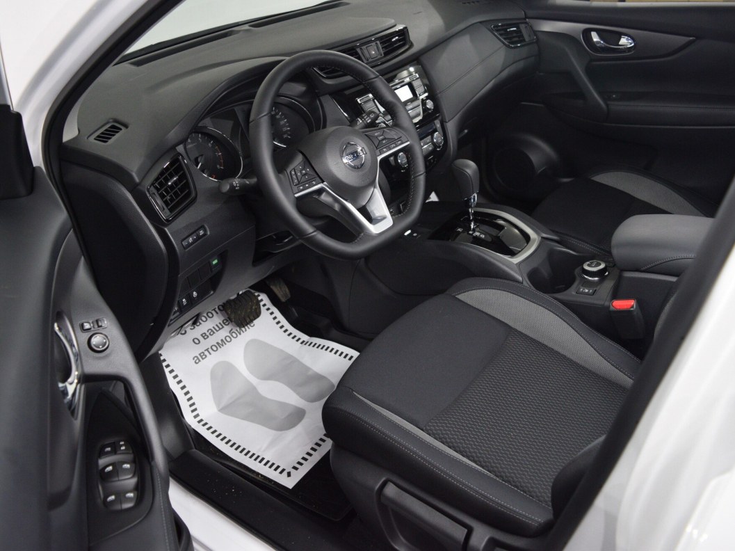 Nissan Qashqai SE 2.0  фото 9