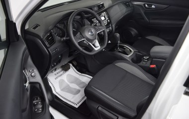 Nissan Qashqai SE 2.0  превью 9