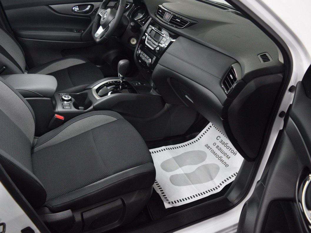Nissan Qashqai SE 2.0  фото 11
