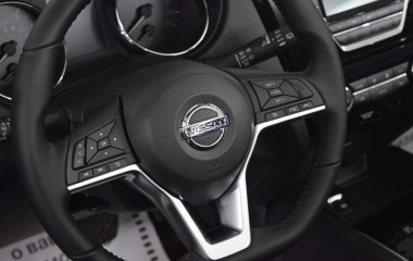 Nissan Qashqai SE 2.0  превью 14