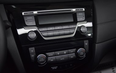 Nissan Qashqai SE 2.0  превью 16