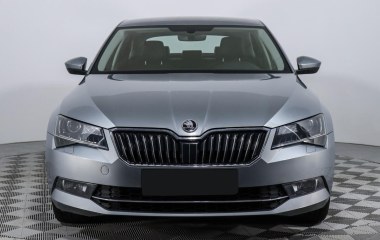 Skoda Superb Style 1.8 DSG превью 2