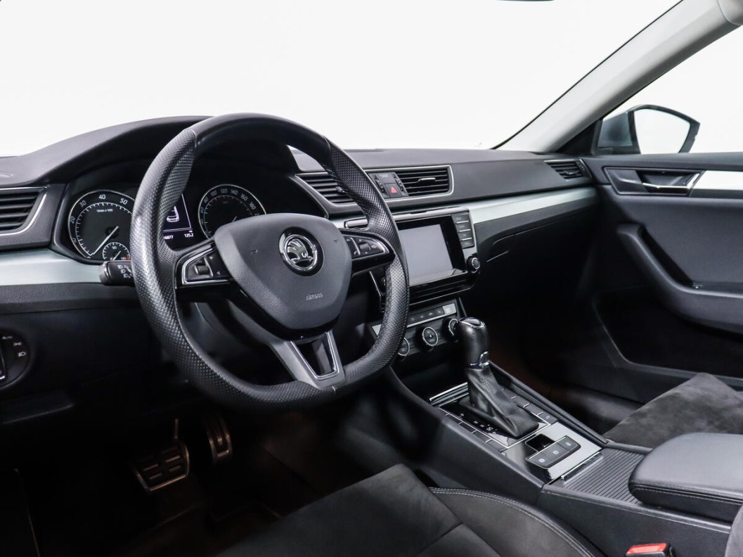 Skoda Superb Style 1.8 DSG фото 9