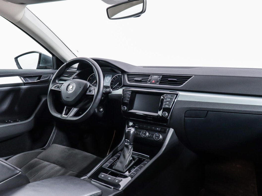 Skoda Superb Style 1.8 DSG фото 11