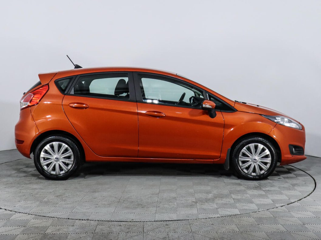 Ford Fiesta 1.0  фото 4