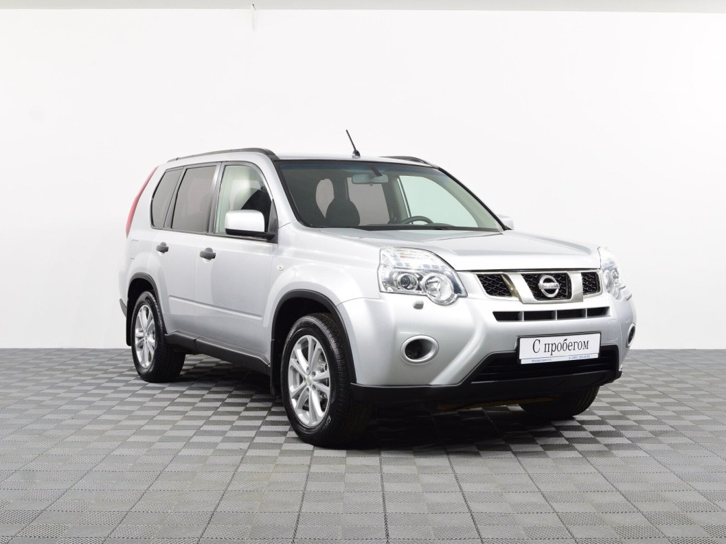 Nissan X-Trail 2.0 МКПП фото 1