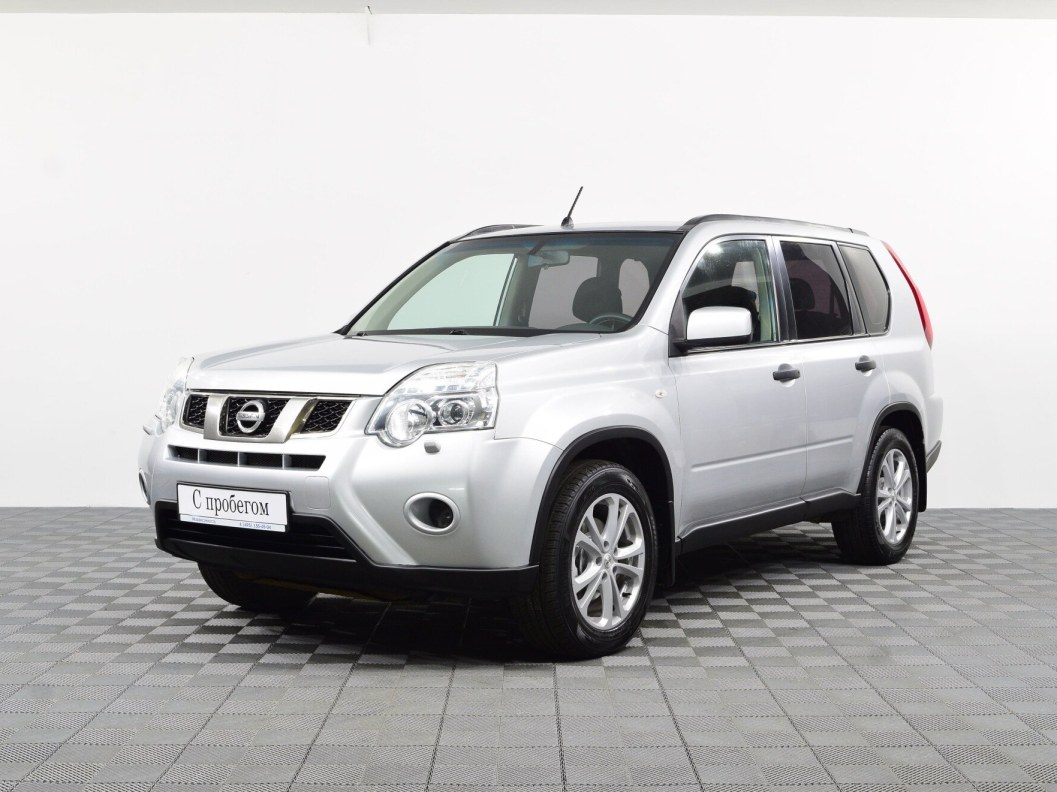 Nissan X-Trail 2.0 МКПП фото 3