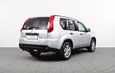 Nissan X-Trail 2.0 МКПП превью 6