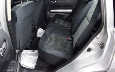 Nissan X-Trail 2.0 МКПП превью 13