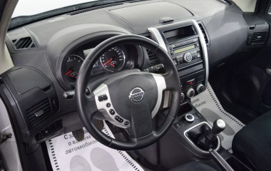 Nissan X-Trail 2.0 МКПП превью 14