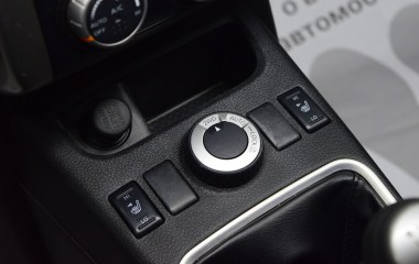 Nissan X-Trail 2.0 МКПП превью 18