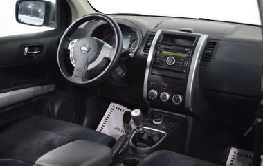 Nissan X-Trail 2.0 МКПП превью 19