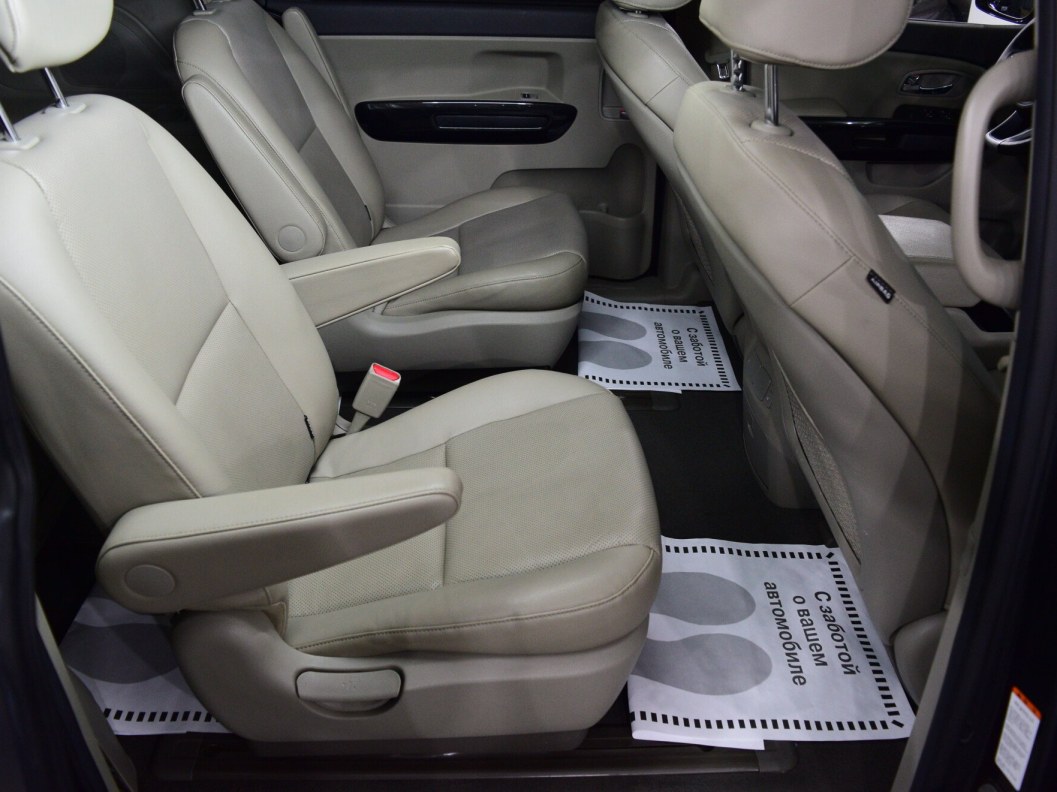 Kia Carnival 2.2 АКПП фото 12