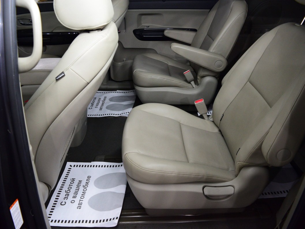 Kia Carnival 2.2 АКПП фото 13
