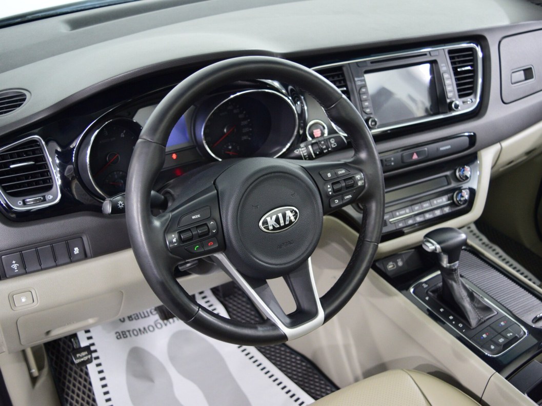 Kia Carnival 2.2 АКПП фото 16
