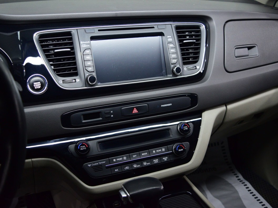 Kia Carnival 2.2 АКПП фото 18