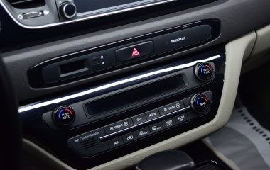 Kia Carnival 2.2 АКПП превью 20