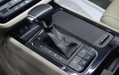 Kia Carnival 2.2 АКПП превью 21