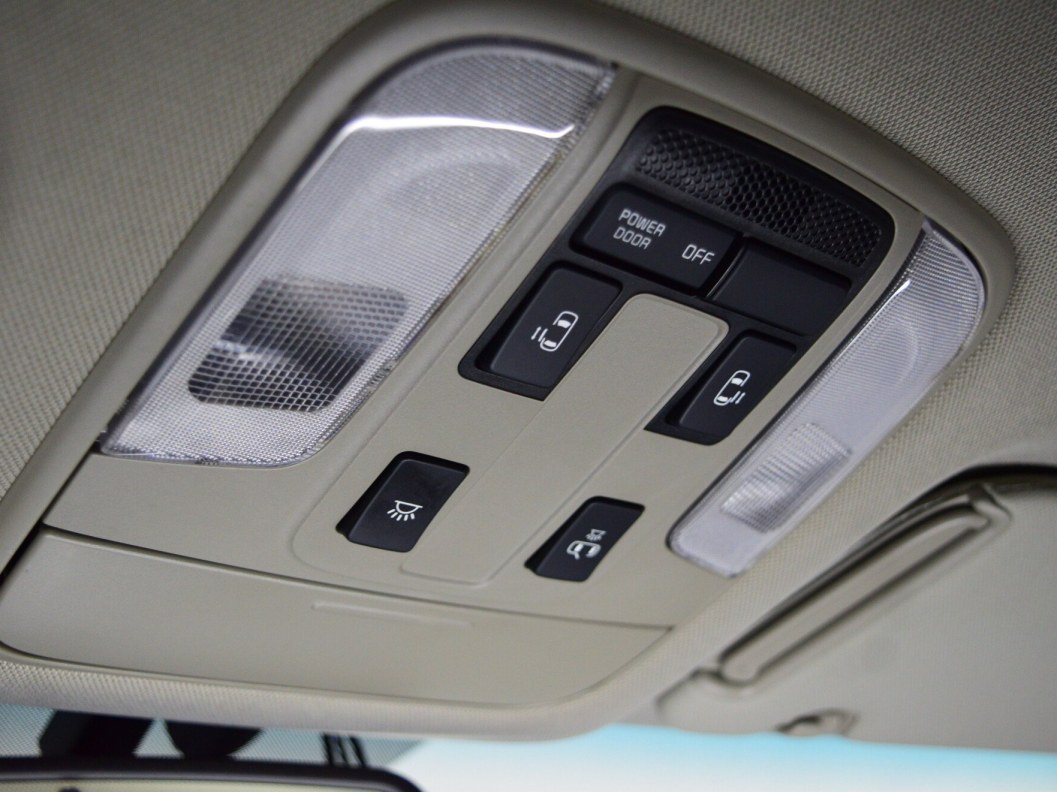 Kia Carnival 2.2 АКПП фото 22