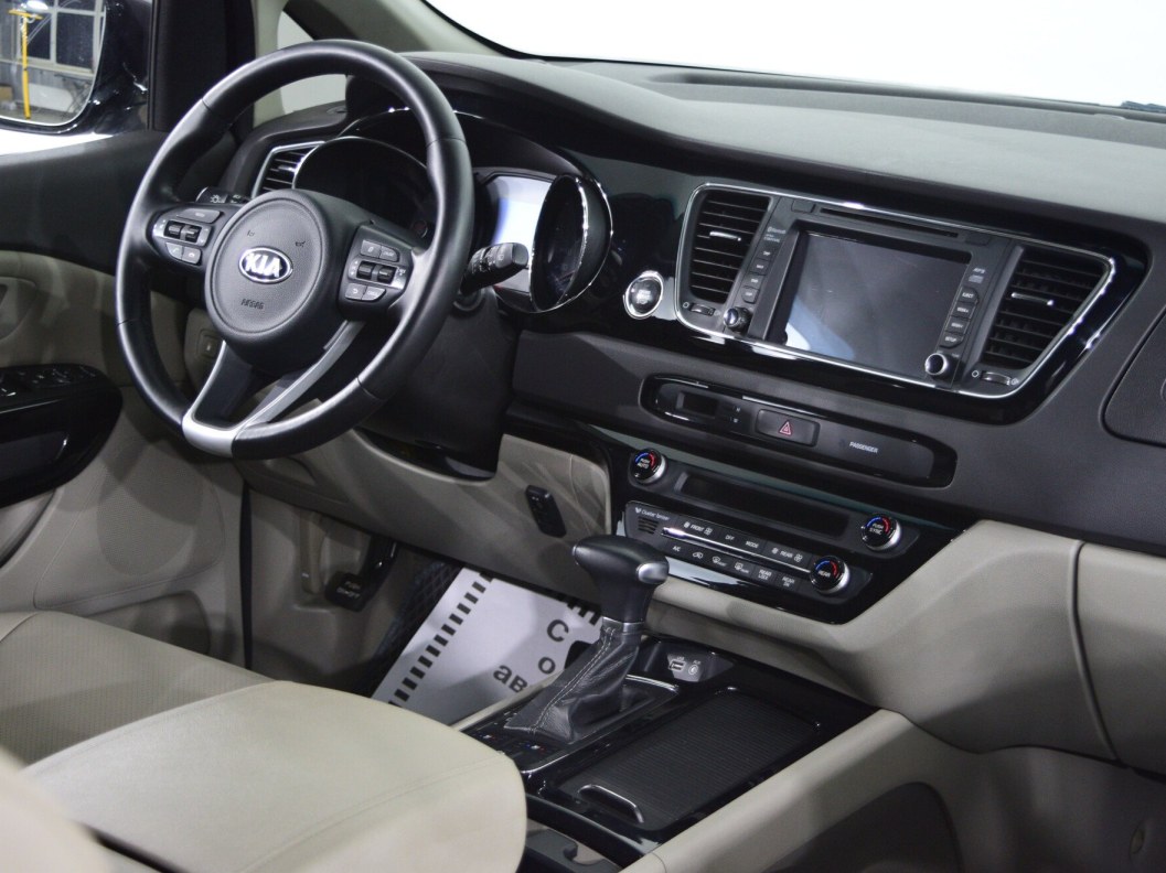 Kia Carnival 2.2 АКПП фото 23