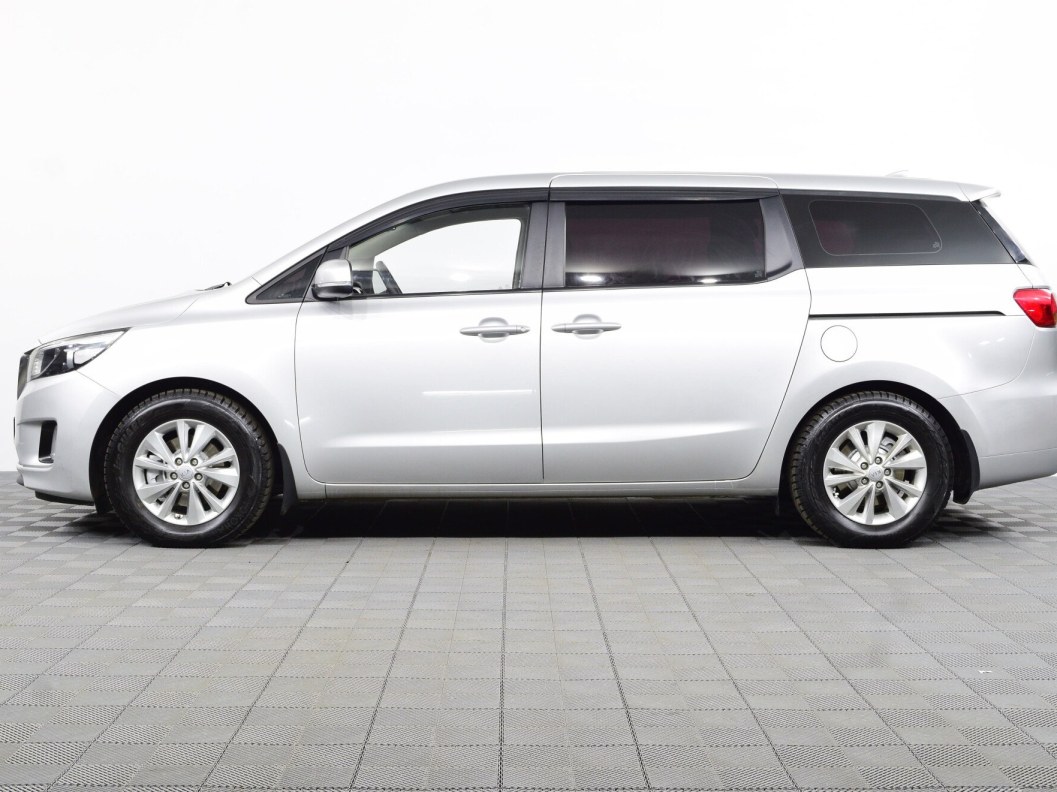 Kia Carnival 2.2 АКПП фото 5