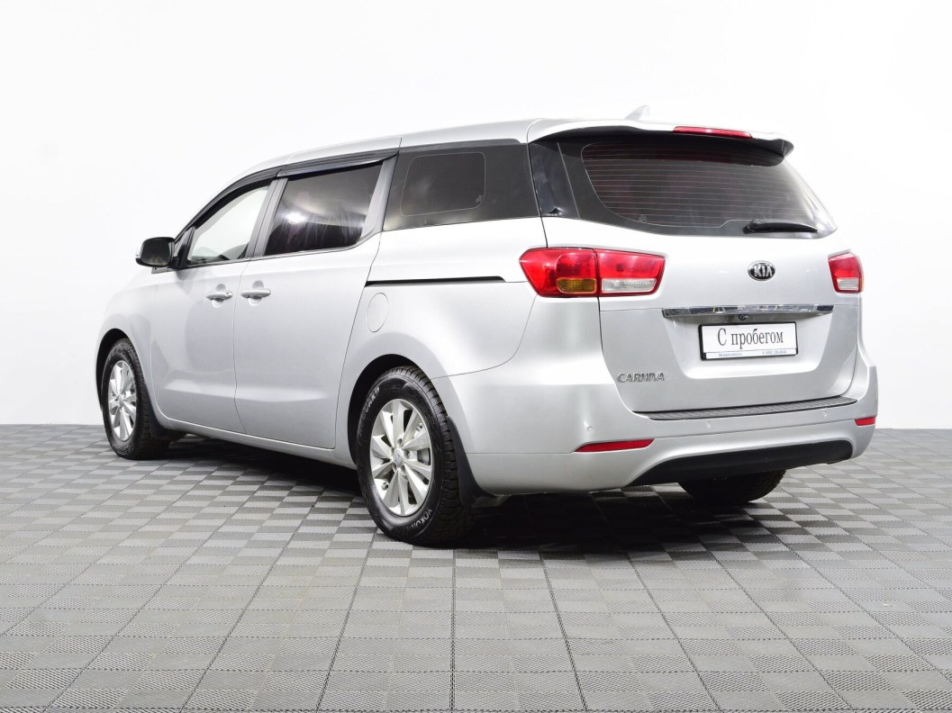 Kia Carnival 2.2 АКПП фото 8