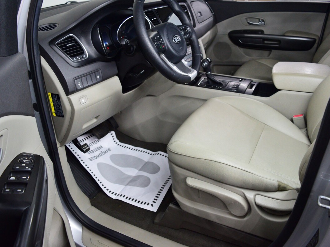 Kia Carnival 2.2 АКПП фото 9