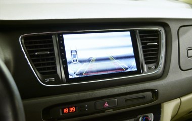 Kia Carnival 2.2 АКПП превью 19