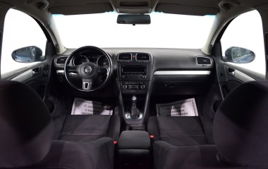 Volkswagen Golf Trendline 1.4 DSG превью 10