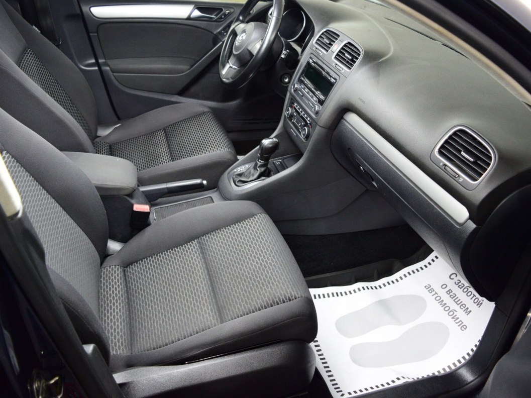 Volkswagen Golf Trendline 1.4 DSG фото 11