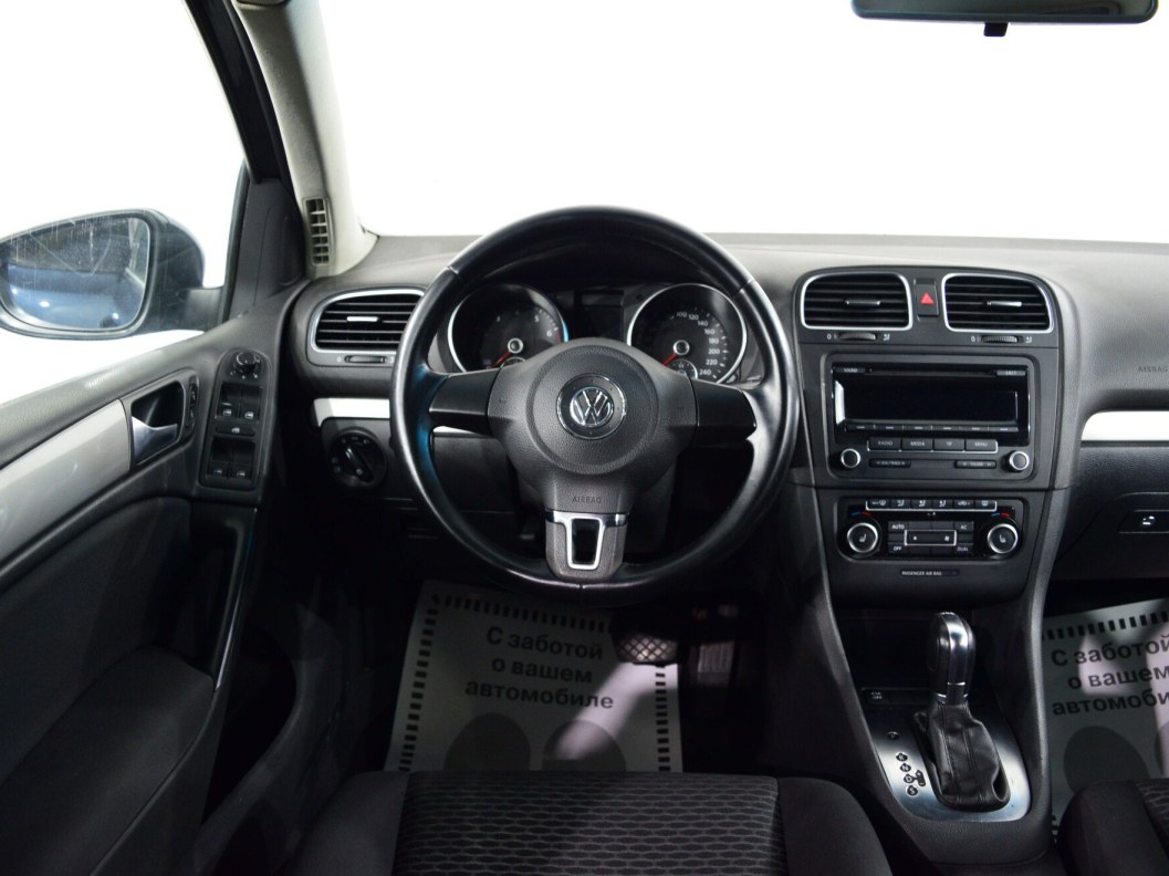 Volkswagen Golf Trendline 1.4 DSG фото 16