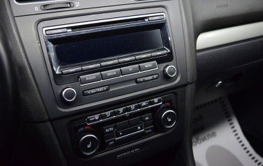 Volkswagen Golf Trendline 1.4 DSG превью 17