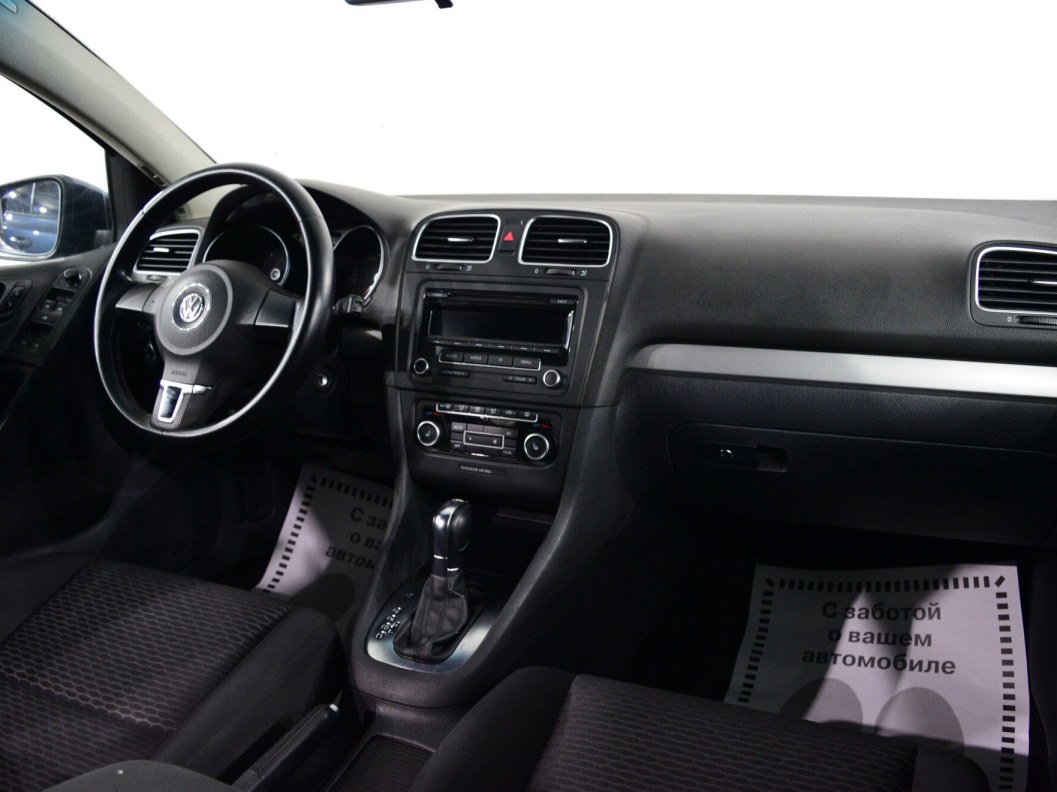 Volkswagen Golf Trendline 1.4 DSG фото 20