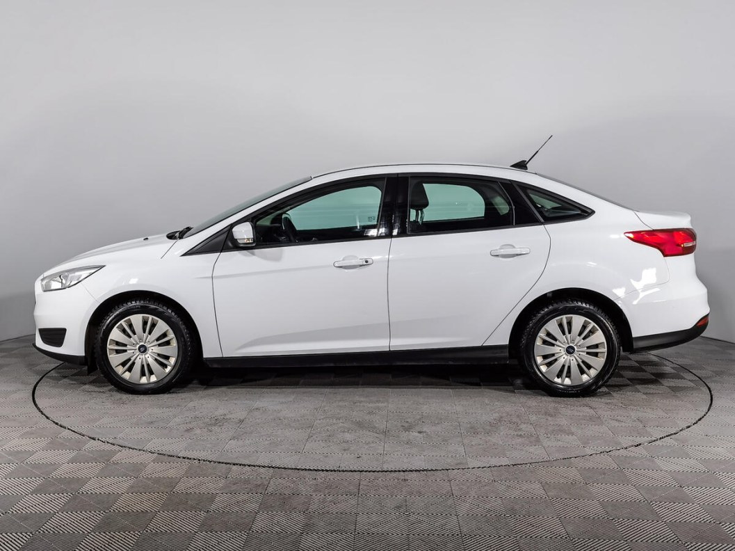 Ford Focus 1.0 АКПП фото 5