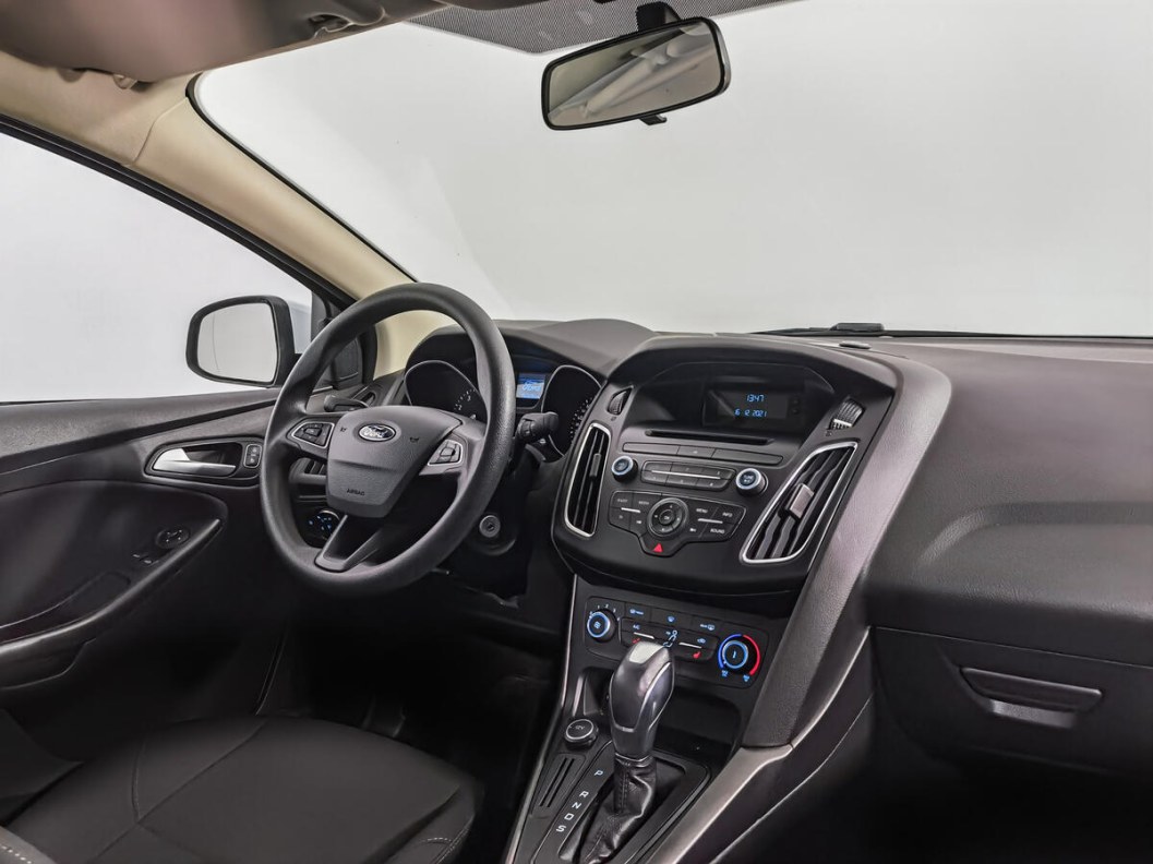 Ford Focus 1.0 АКПП фото 11