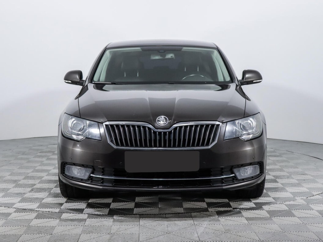 Skoda Superb Elegance 2.0 DSG фото 2