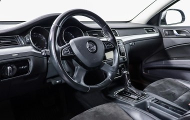 Skoda Superb Elegance 2.0 DSG превью 9
